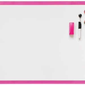 nobo pizarra blanca magnetica 585x430mm incluye mini rotulador de pizarra, imanes estampados y borrador color fucsia