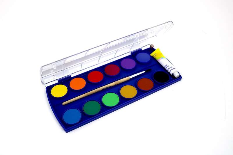 pelikan acuarelas escolares 12 colores acuarela escolar f355 caja de 12 colores + 1 pincel faciles de diluir resistentes a la luz
