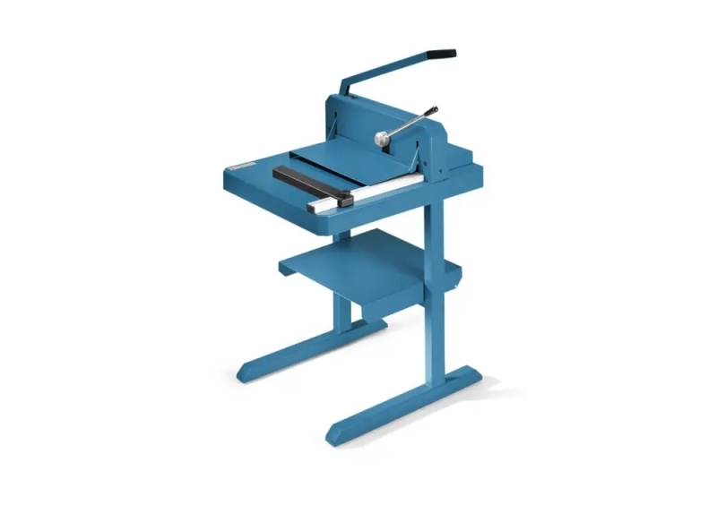dahle 842 guillotina para gruesos de palanca con capacidad hasta 300 hojas cuchilla superior acero de solingen mesa metalica regleta de corte cambiable