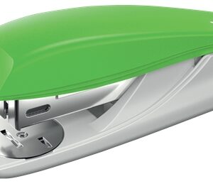 petrus 210 recycle grapadora de sobremesa grapa hasta 25 hojas 96% de plastico reciclado grapado abierto, cerrado y clavado incluye 200 grapas petrus 22/6 color verde