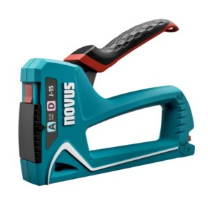 novus j15 clavadora/grapadora para grapas de 4 a 10mm cambio de grapa mediante mecanismo de desplazamiento bloqueo del mango indicador de cantidad de grapas restante