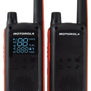 motorola t82 pack 2 walkie talkies 16 canales pmr446 + 121 codigos alcance de hasta 10km autonomia hasta 18h color negro/rojo