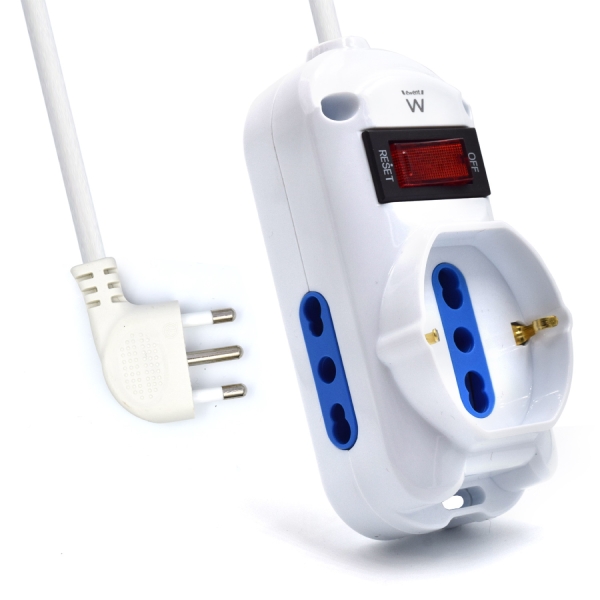 ewent regleta con 3 tomas 2 tomas l + 1 toma l/f (schuko) interruptor on/off enchufe italiano plano en angulo cable de 1.5m color blanco