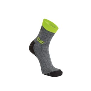 upower giady calcetines tecnicos talla unica ajuste perfecto con tecnologia memory size, material transpirable, plantilla de algodon amortiguadora, costuras planas, collar anti torsion color amarillo fluorescente