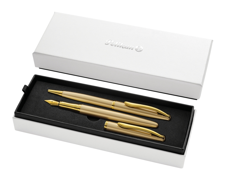 pelikan jazz noble set de boligrafo y estilografica cuerpo satinado con detalles cromados incluye estuche de regalo color oro